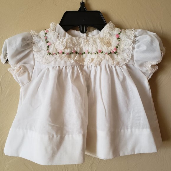 Vintage Alexis Baby Newborn Lace & Floral Dress - Picture 1 of 5